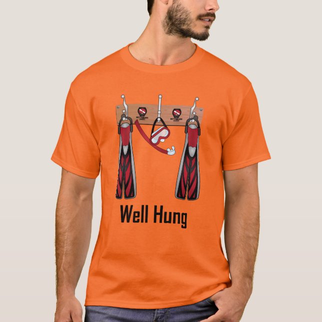 Brunnen hängde dykaT-tröja T Shirt (Framsida)