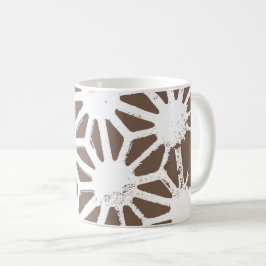 Brunt och vitt geometriskt mönster kaffemugg