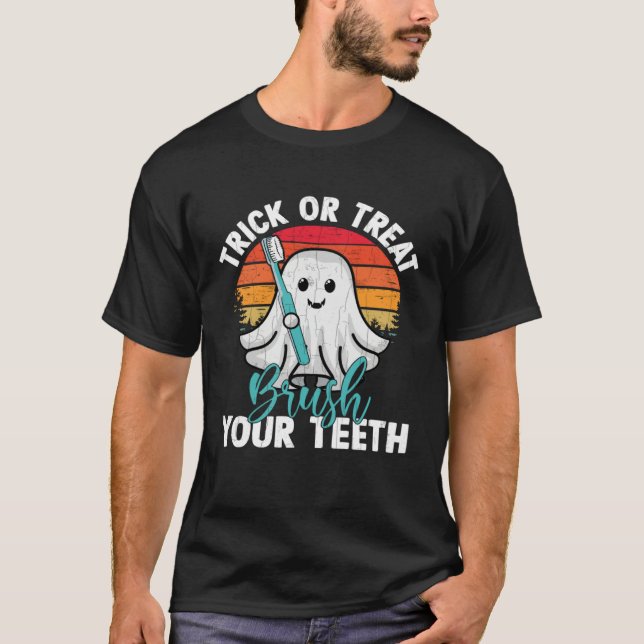 Brush Your Teeth  Dentist Dental Assistant Graphic T Shirt (Framsida)