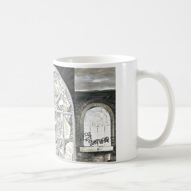 Bruten men inte splittrad svart behandlad mugg (Höger)