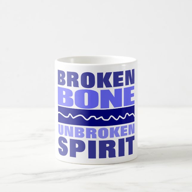 brutet benfritt sprit T-Shirt Kaffemugg (Center)