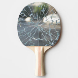 brutet fönster pingisracket