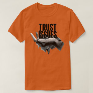 Brutna obligationer: Ta bort djupet i förtroendefr T Shirt
