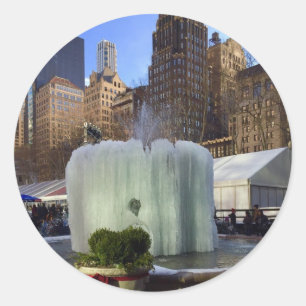 Bryant Park NYC Frozen Fontän-julfoto Runt Klistermärke