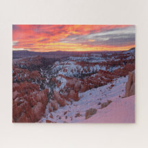 Bryce Canyon nationalpark vid Sunrise i Winter