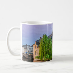 Brygges gamla stad och Belfry torn Kaffemugg