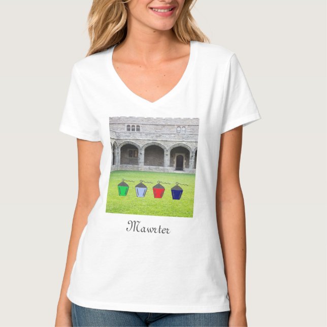 Bryn Mawr-lyktor i Cloisters T Shirt (Framsida)