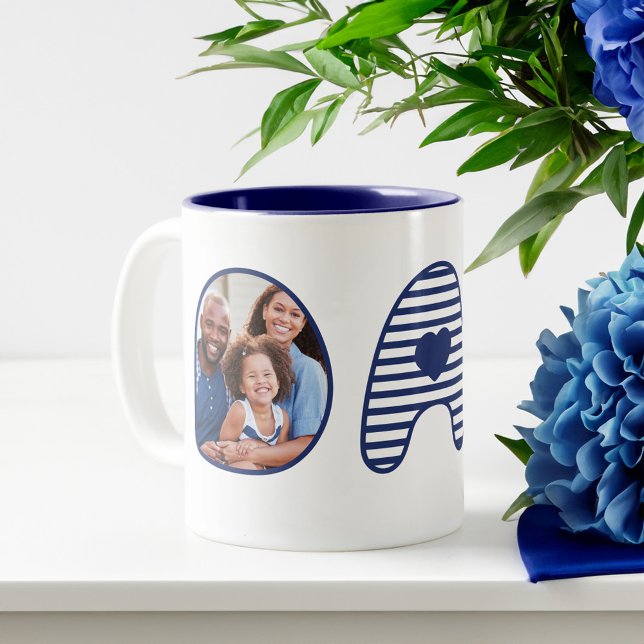 Bubbelbletter med Rand i pappa, blått, hjärtefoto Två-Tonad Mugg (Dad Navy Blue Stripe Bubble Lettering Heart Photos Two-Tone Coffee Mug)