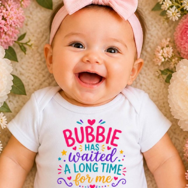 Bubbie Har Väntat Färgglada Baby-Body T Shirt (Skapare uppladdad)