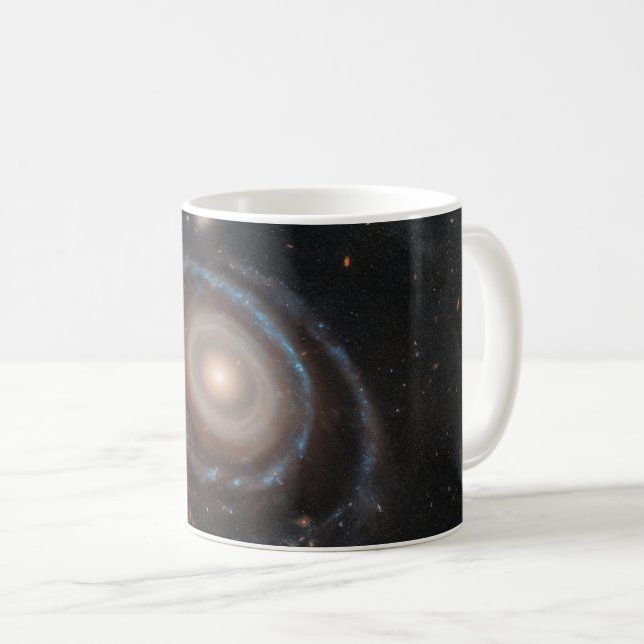 Bubble Space Telescope Bullseye Galaxy Kaffemugg (Framsida höger)