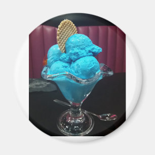 Bubblegum glass magnet