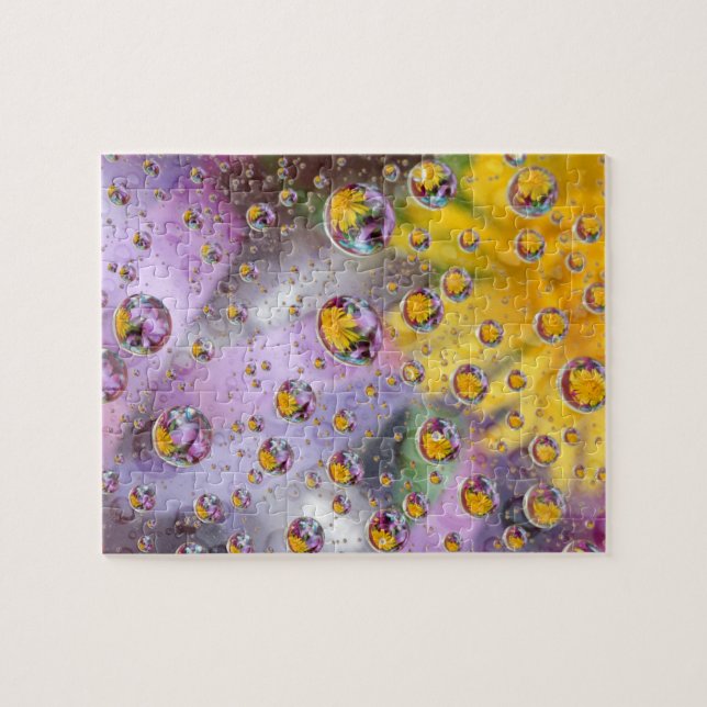 Bubblor abstrakt med blommor. Kredit: Nancy Pussel (Horisontell)
