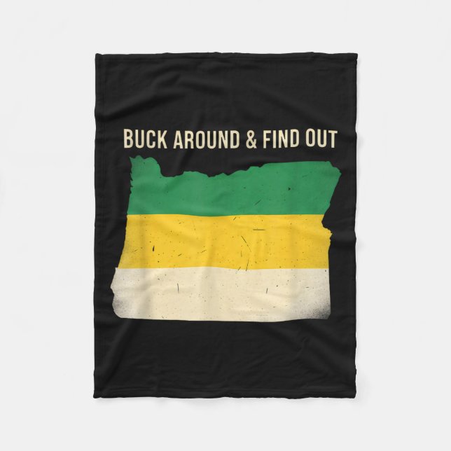 Buck Around Oregon Map Funny Wildlife Adventure Vi Fleecefilt (Framsidan)