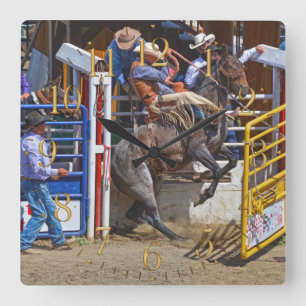 Bucking Bareback Bronco och Rodeo Cowboy Clock Fyrkantig Klocka