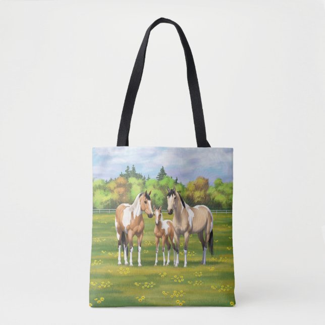Buckskin Dun Pinto Paint Horses in Summer Pasture Tygkasse (Framsida)