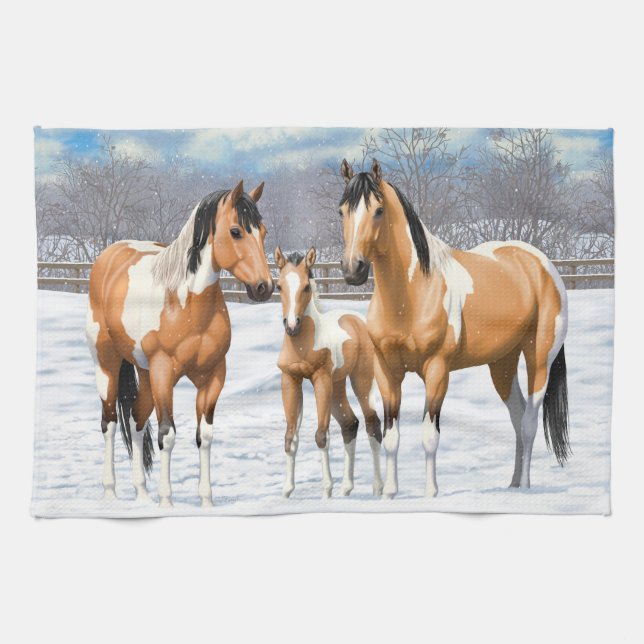 Buckskin Paint Horses i Snö Kökshandduk (Horisontell)