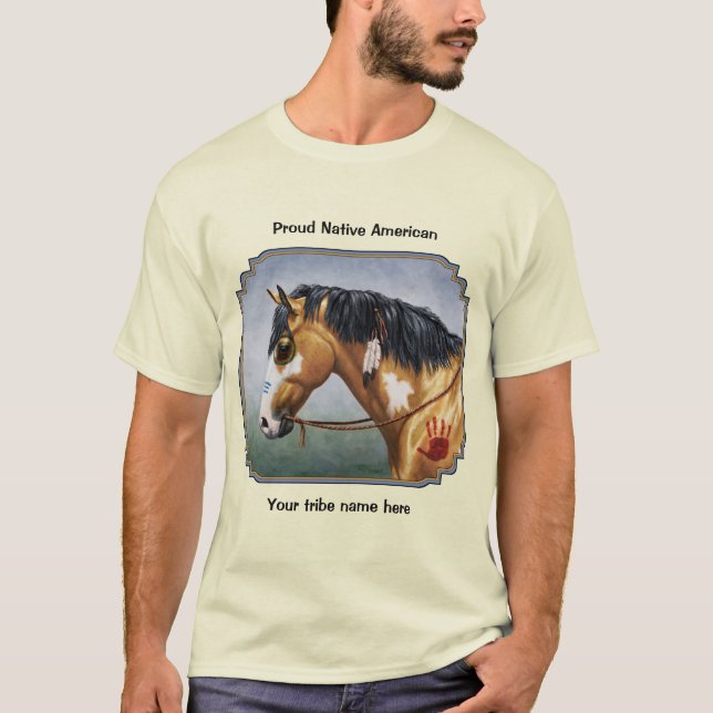 Buckskin Pinto Native American Krig Horse Tee (Framsida)