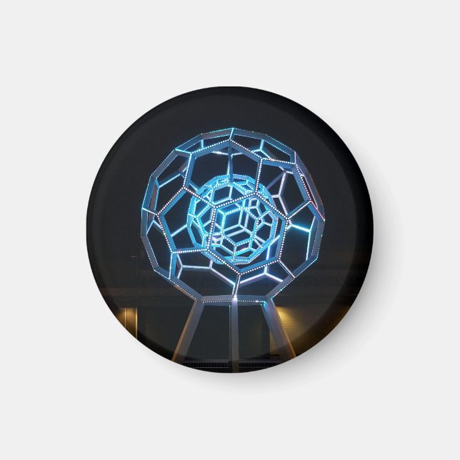 Buckyball skulptur nr 6 Magnet (Framsidan)