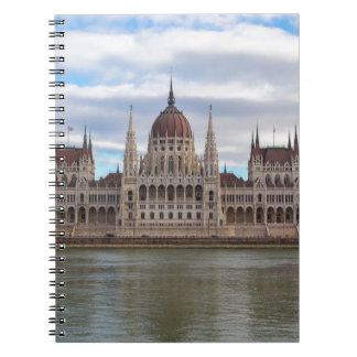 Budapest från det ungerska parlamentet per dag anteckningsbok