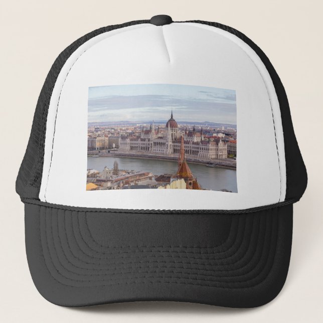 Budapest från det ungerska parlamentet per dag keps (Framsida)