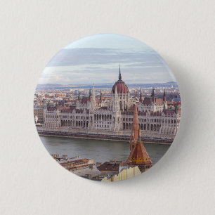 Budapest från det ungerska parlamentet per dag knapp