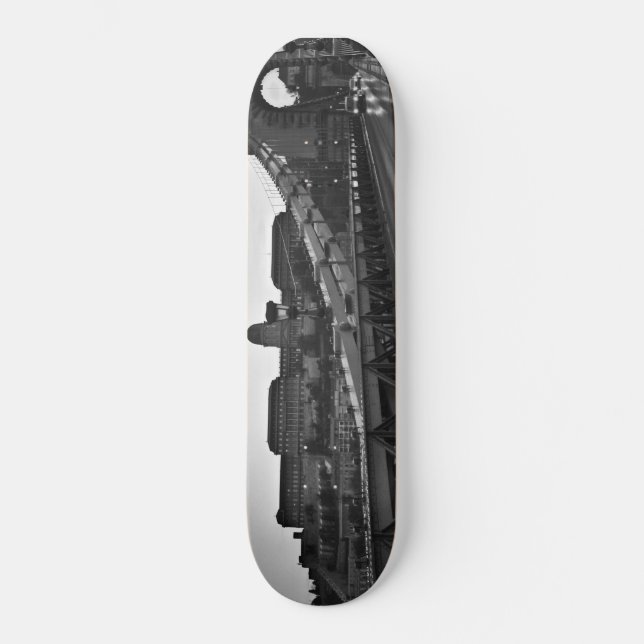 Budapest Skateboard (Framsida)