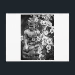 BUDDHA MED BLOMMAR POSTCARD VYKORT<br><div class="desc">BUDDHA MED FLOWERS PHOTOGRAPHY POSTCARD</div>