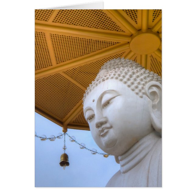 Buddha Statue i Blå himmel, Umbrella Klockor Hälsningskort (Framsidan)