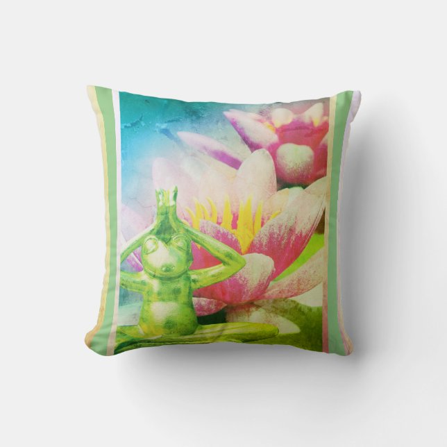 BuddhaTodayV3.pnk Blommande Groda #11  Kudde (Framsida)