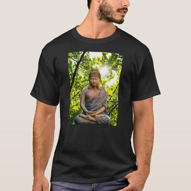 Buddhism MeditatIng Statue Spiritual  T Shirt (Framsida)