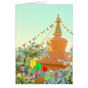 Buddhist stupa med bön flaggor i snö hälsningskort
