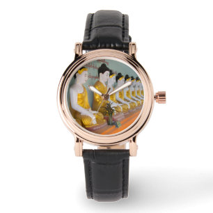 Buddhistiska statyer i Umin Thounzeh Armbandsur