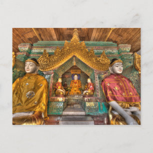 Buddhor i ett tempel vykort