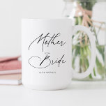 Budens mamma Chic Script Två-Tonad Mugg<br><div class="desc">Budens mamma-presenten har moder-skripthandskriftsbilder.</div>