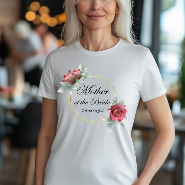Budens mamma - jag älskade henne först t shirt (Skapare uppladdad)