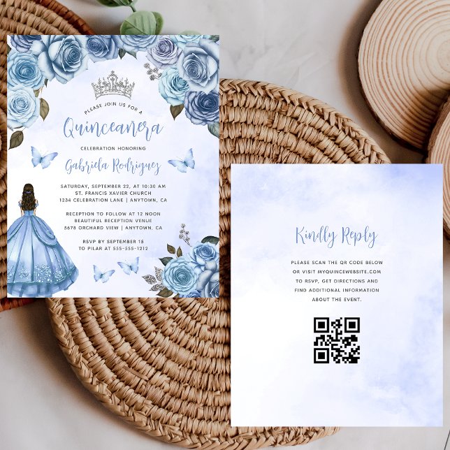 Budget Blå Blommig QR-kod Quinceañera-inbjudan (Skapare uppladdad)