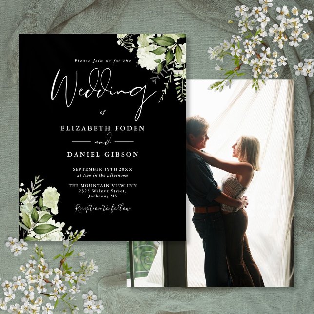 Budget Black White Blommigt Photo Wedding-inbjudan (Budget Black White Floral Photo Wedding Invitation)