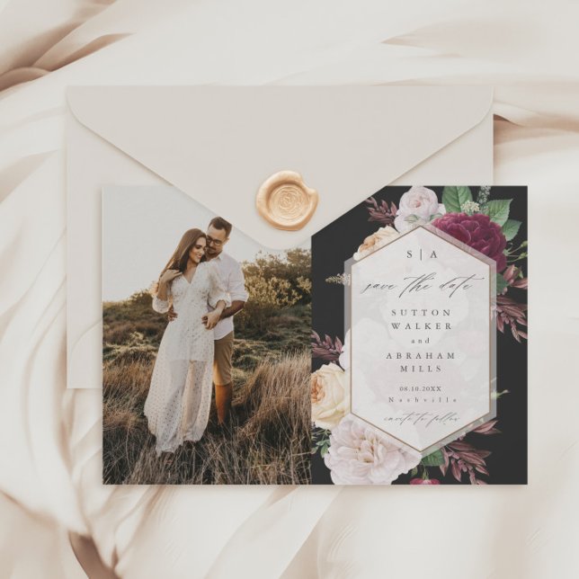 Budget Blommig Bröllopsfoto Spara Datum (Vintage Floral Bouquet Black Budget  Photo Wedding Save the Dates.)