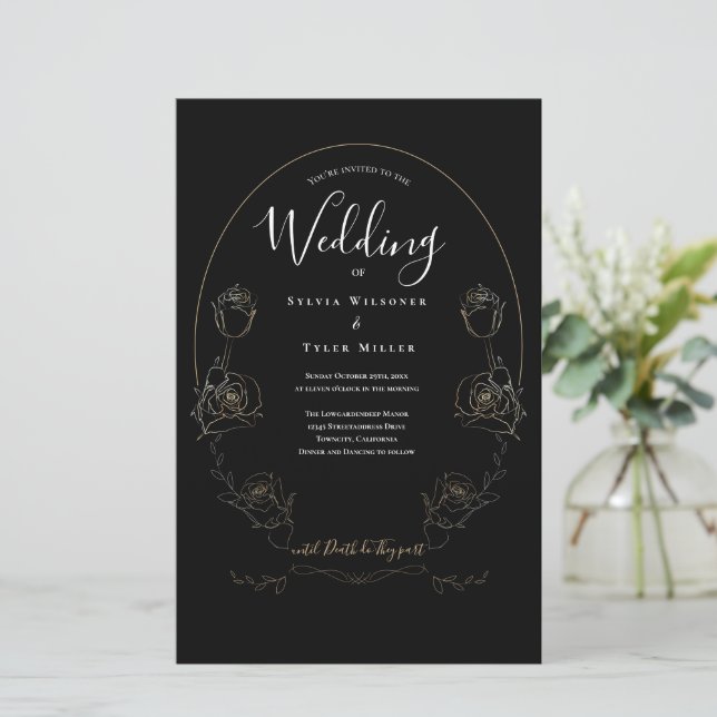 Budget Blommigt Black Gothic Wedding-inbjudan (Stående Fram)