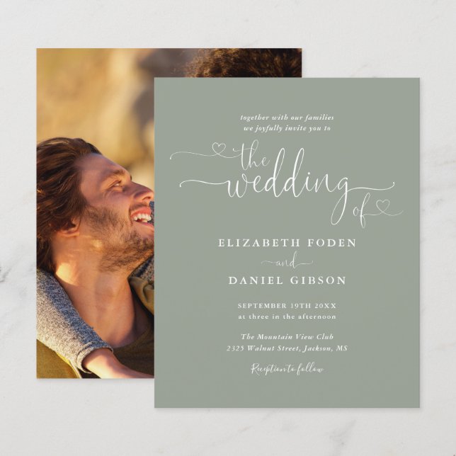 Budget Bröllopsinbjudan med Sagegröna Hjärtan Foto (Fram/baksida)