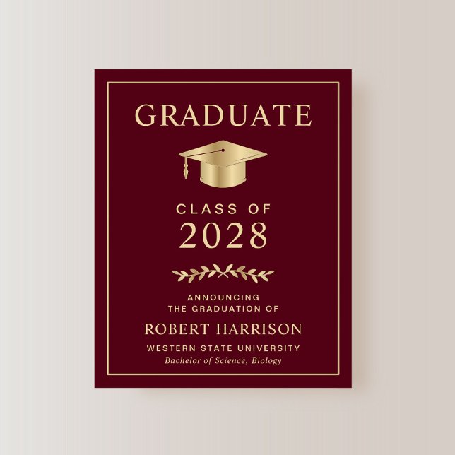 Budget Burgundy Guld Studenten meddelande (An elegant college graduation announcement to celebrate the graduate's achievements)