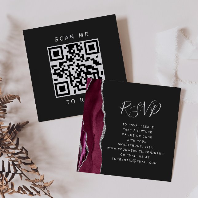 Budget Burgundy Silver Agate Dark QR Code RSVP Tilläggskort (Skapare uppladdad)