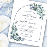Budget Dusty Blue Blommigt 60:e födelsedagsinbjuda<br><div class="desc">En dammig blå peony och vilda blommor dekorerar en söt-födelsedagsinbjudan. Modern kalligrafi och bågen tillför Boho Vibe.</div>