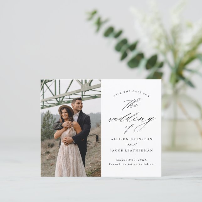 Budget Elegant Script Foto Bröllop Spara Datum (Stående Fram)