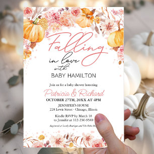 Budget Fallande i kärlek Flicka Baby Shower Inbjud