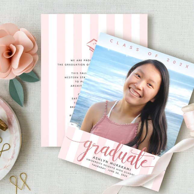 Budget foto rosa glitter skrift examensinbjudan (Skapare uppladdad)