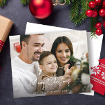 Budget God jul - minimalistiskt H-foto<br><div class="desc">** SATIN PAPPER ÄR PAPPERT. UPPGRADERA PAPPRA FÖR EN TEKNIKER, PAPPERT KORT. HAR ETT ALTERNATIV FÖR ENVELOPES. *** Spara pengar på inbjudningar med denna mindre inbjudan som har ett alternativ för kuvert. Skicka ett meddelande om helgdag och förlovning med dina minimalistiska H-fotokort/fällor i God jul. Vill du ha ett större...</div>