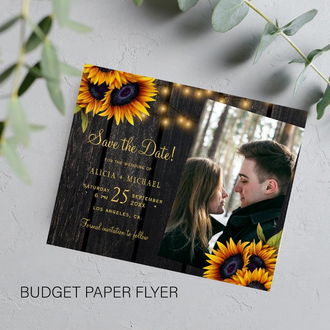 Budget lantlig blomsterfoto bröllop spara datum flygblad (Skapare uppladdad)