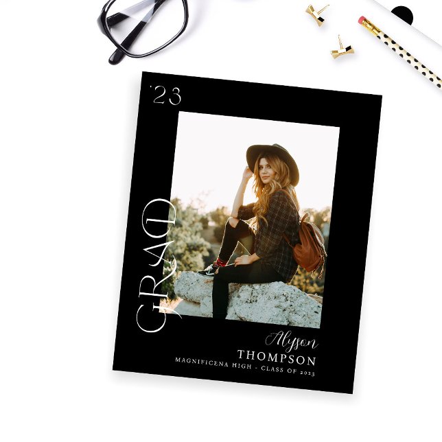 Budget Modern GRAD Photo Studenten - svart Flygblad (Skapare uppladdad)