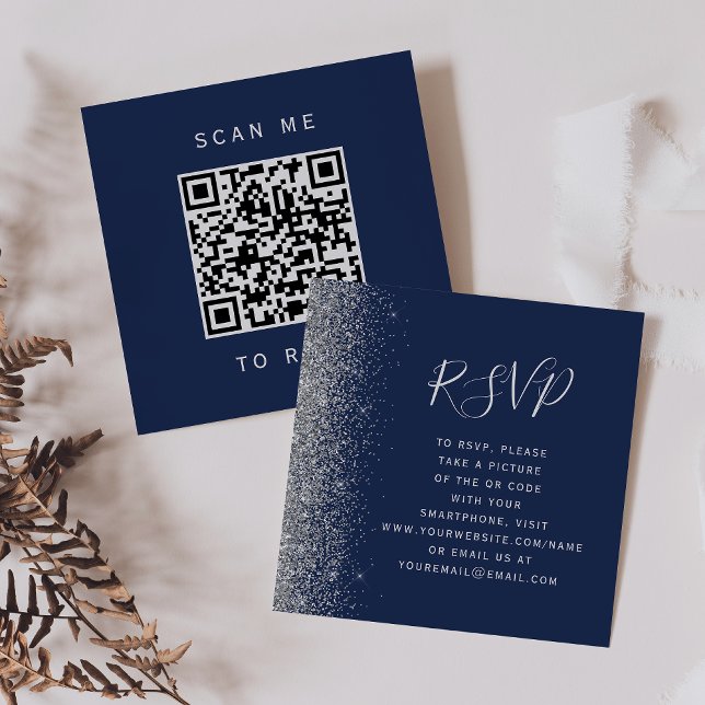 Budget Navyblå Silver Bröllops QR-kod RSVP Tilläggskort (Skapare uppladdad)